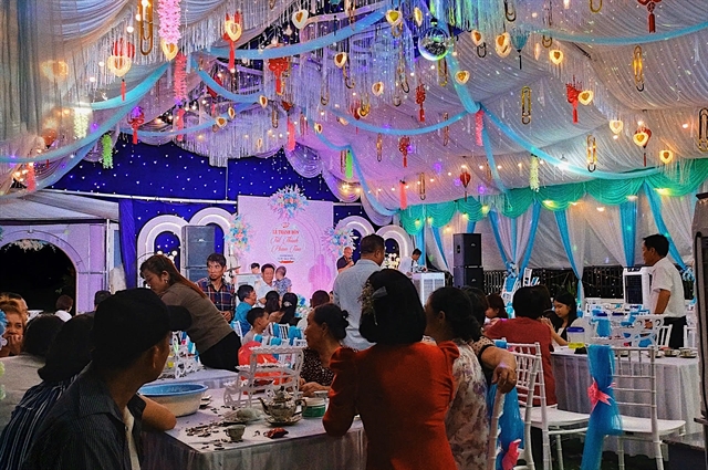 Lầm Quenabbr Cưới: Hợp Dện Cho Ngày Cưới Cưa Expats