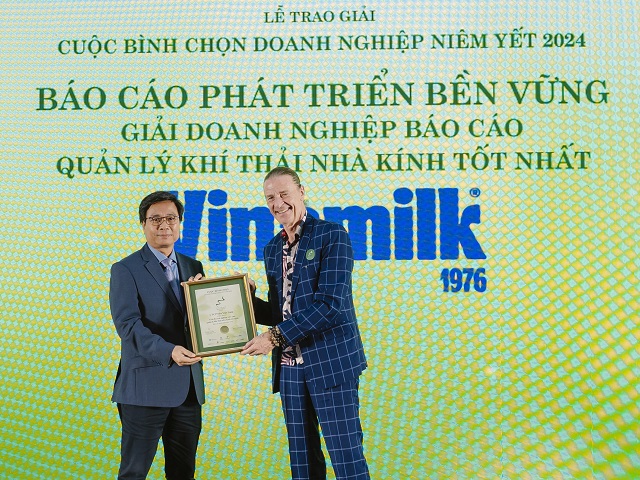 Vinamilk Đ>((named trong báo cáo phát triển bền vững và quản trị xuất sắc nhất năm 2024