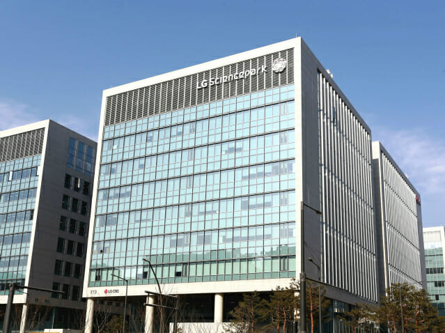 LG CNS, AI·로봇 기술력 강화 속도! M&A·투자 적극 검토… 미래 경쟁력 확보 총력전
