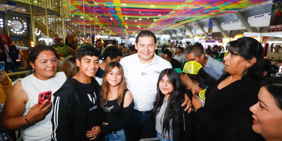 ¡Puebla Brilla! La Feria de Puebla 2025 Impulsa la Economía y Atrae a Miles de Visitantes
