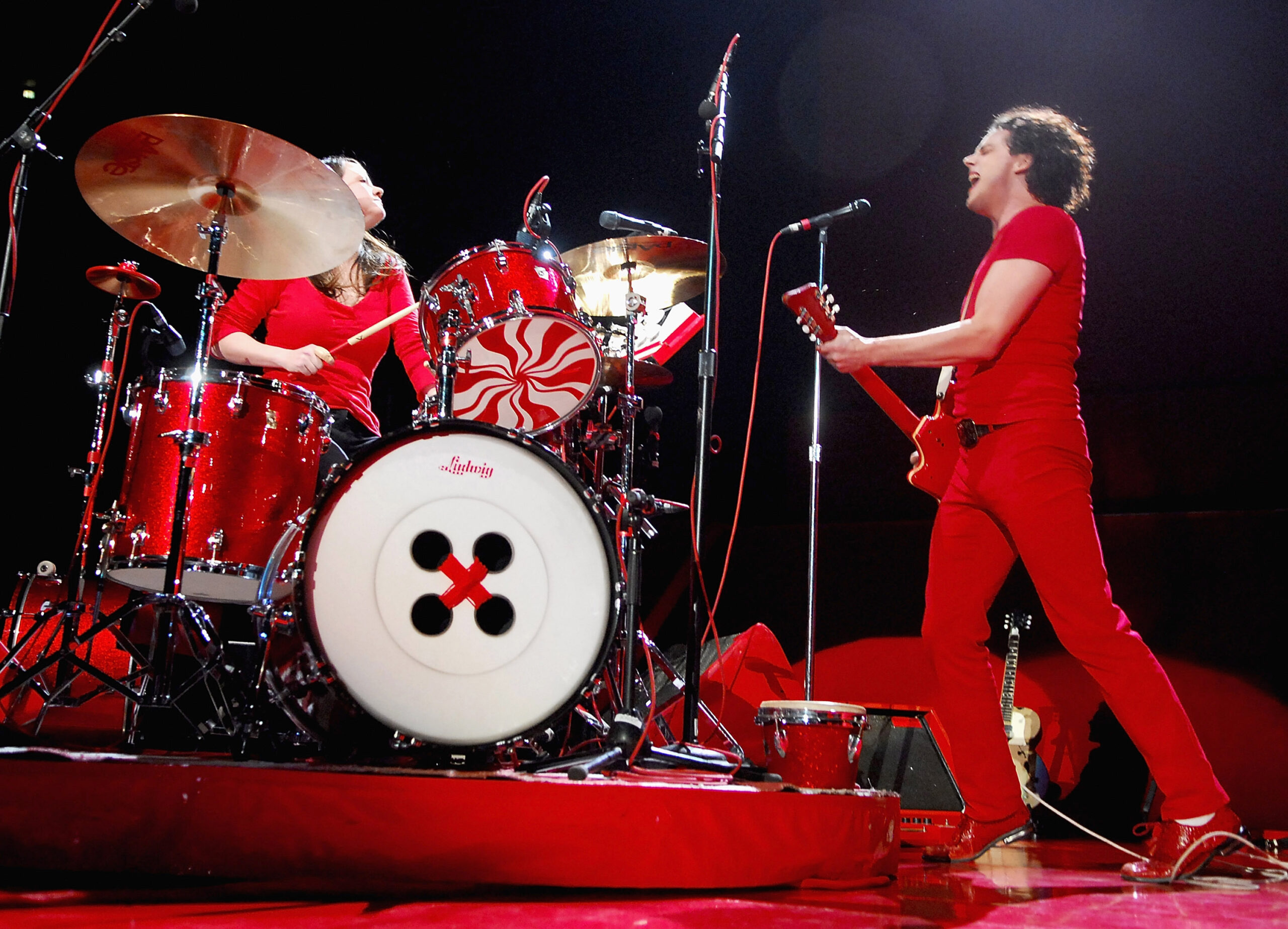 The White Stripes, OutKast and Soundgarden Lead 2025 Rock Hall Inductees - Oasis Snubbed Again