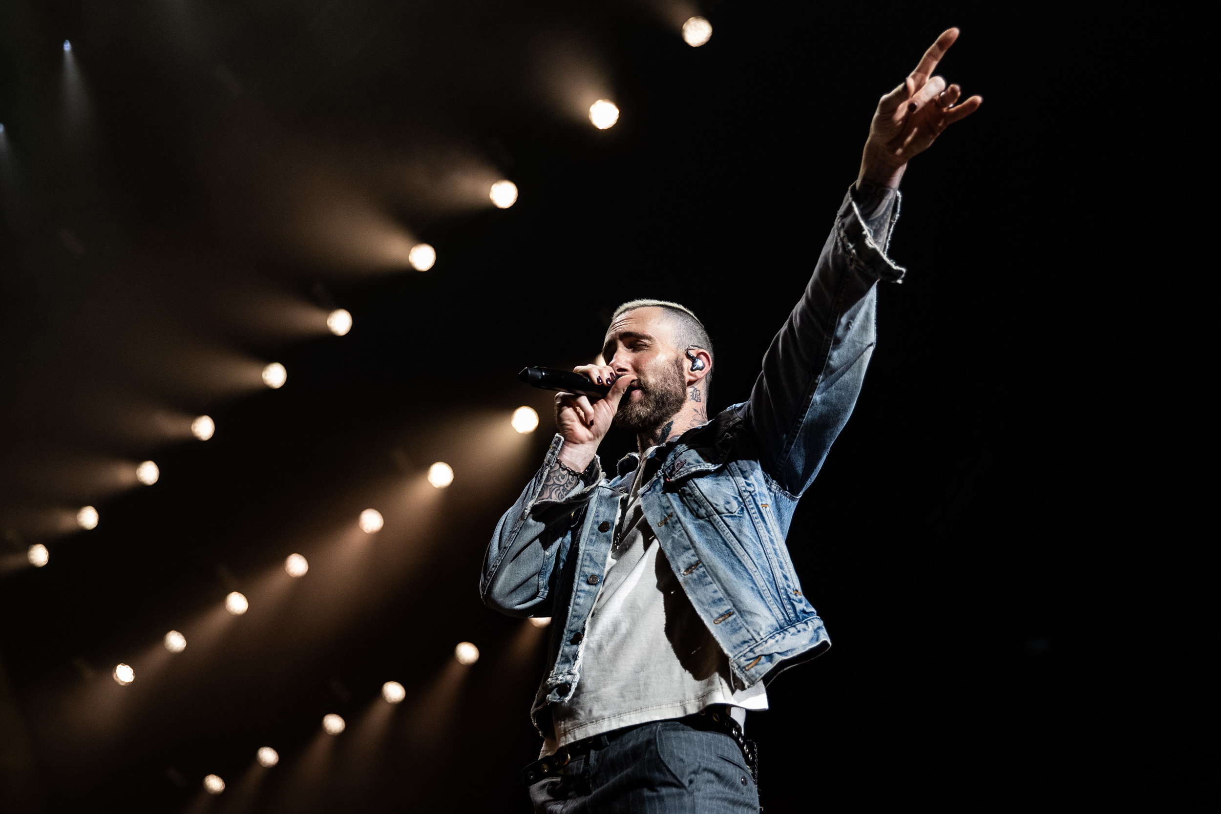 Maroon 5 Announces Highly-Anticipated Comeback with New Album and Tour
