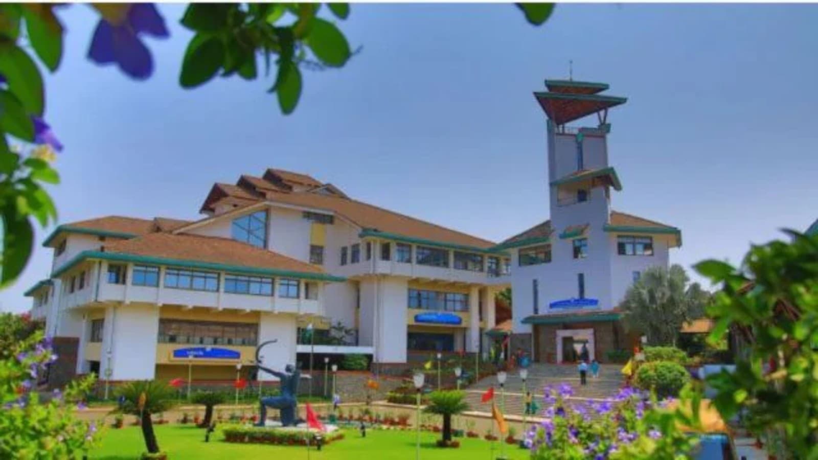 Boost Your Career with IIM Kozhikode's New Applied Finance Certificate - Perfect for Aussie Professionals!