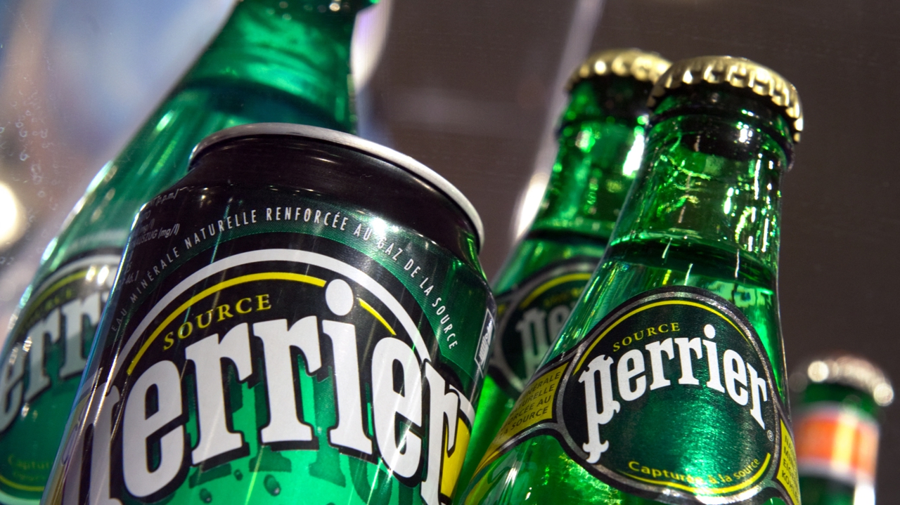 Nestlé : des contaminations « inacceptables » dans l'eau Perrier selon une autorité de santé
