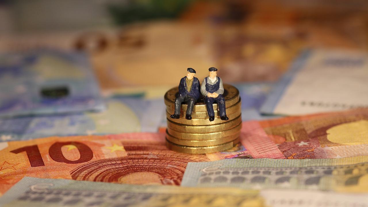 Nouvelles règles au 1er janvier 2025 : Retraites, RSA, logement, emploi et santé