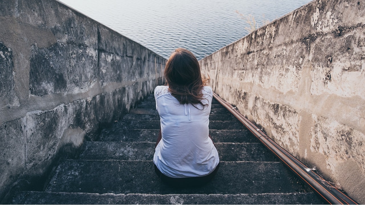 Loneliness is now called a health risk by WHO study, fix it with these simple steps