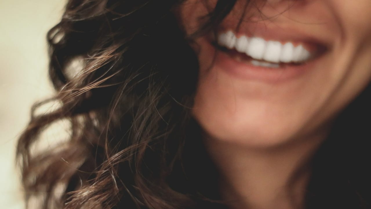 Is Your Mouth Ageing Faster Than You? Subtle Signs & Expert Tips for Healthy Gums & Teeth in the Philippines