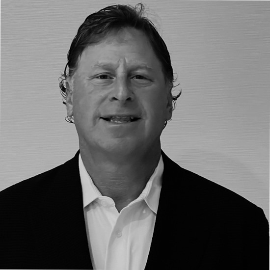 Craig Izenstark's Generous Scholarship to Boost SA's Future Finance & Tech Stars
