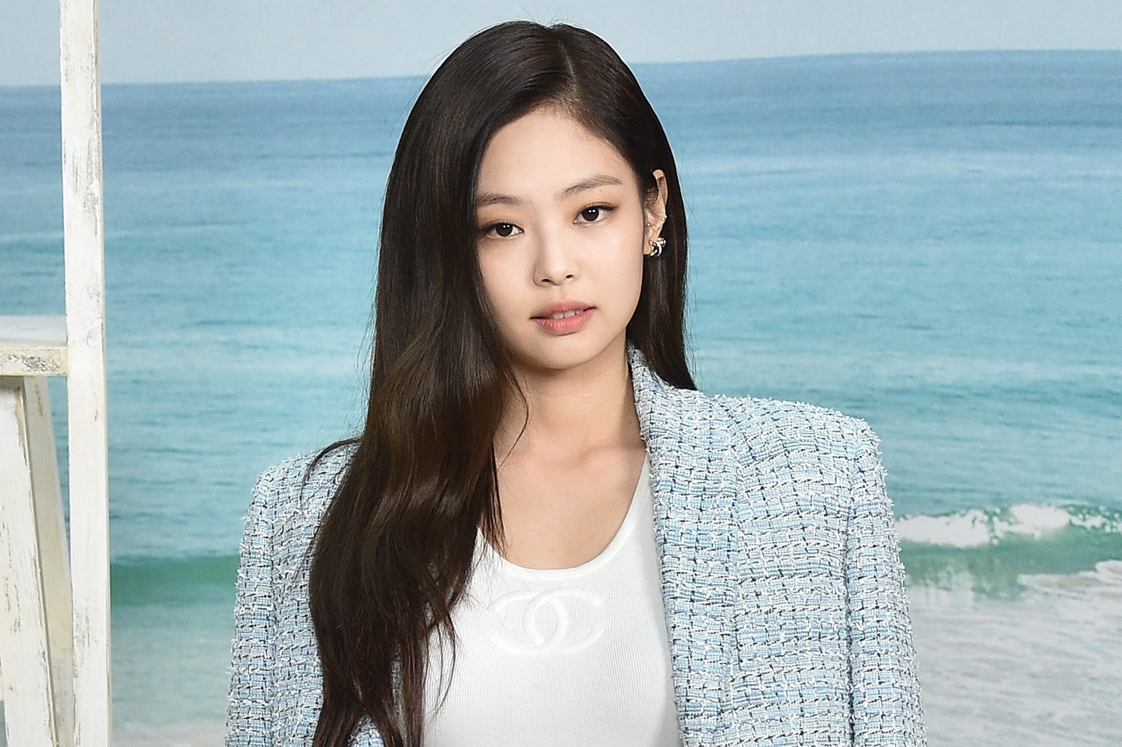 BLACKPINKジェニーの美ボディ大胆披露が話題！スタイル良すぎる彼女の美容秘訣とは