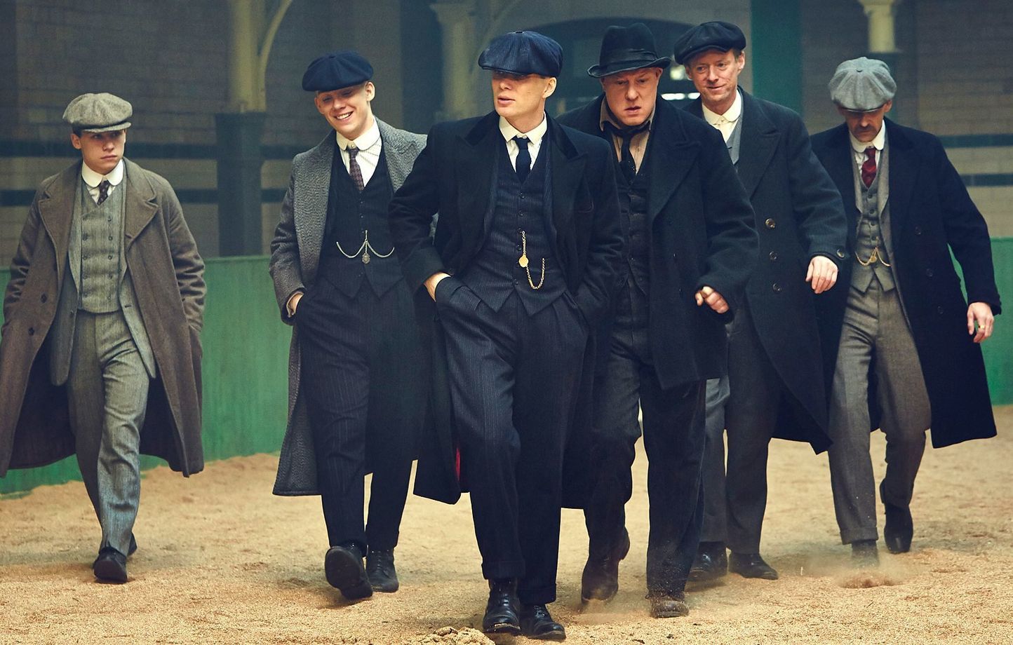 Ciné, mode, ballet, mariage…. Comment les « Peaky Blinders » ont imposé leur style de vie