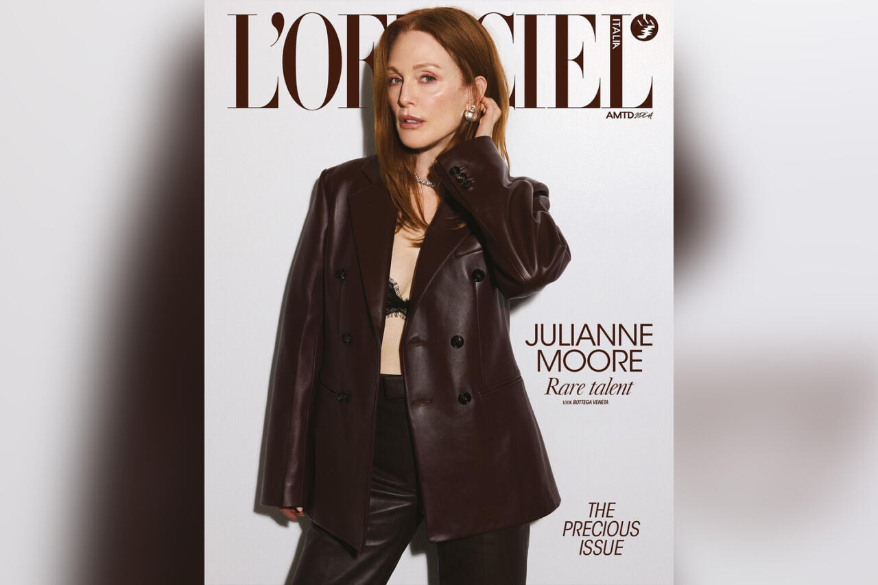 Джулианна Мур в 63: актриса стала лицом нового выпуска L'Officiel