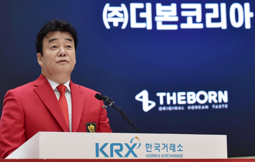 백종원 리스크에 흔들리는 더본코리아, 오너의 유명세는 가시가 될까