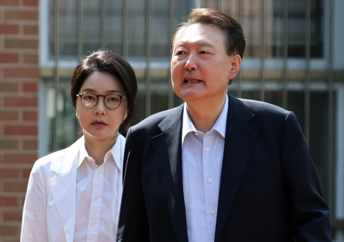 서정욱 "김건희 여사 건강 더 나빠져…尹 거의 매일 찾아"