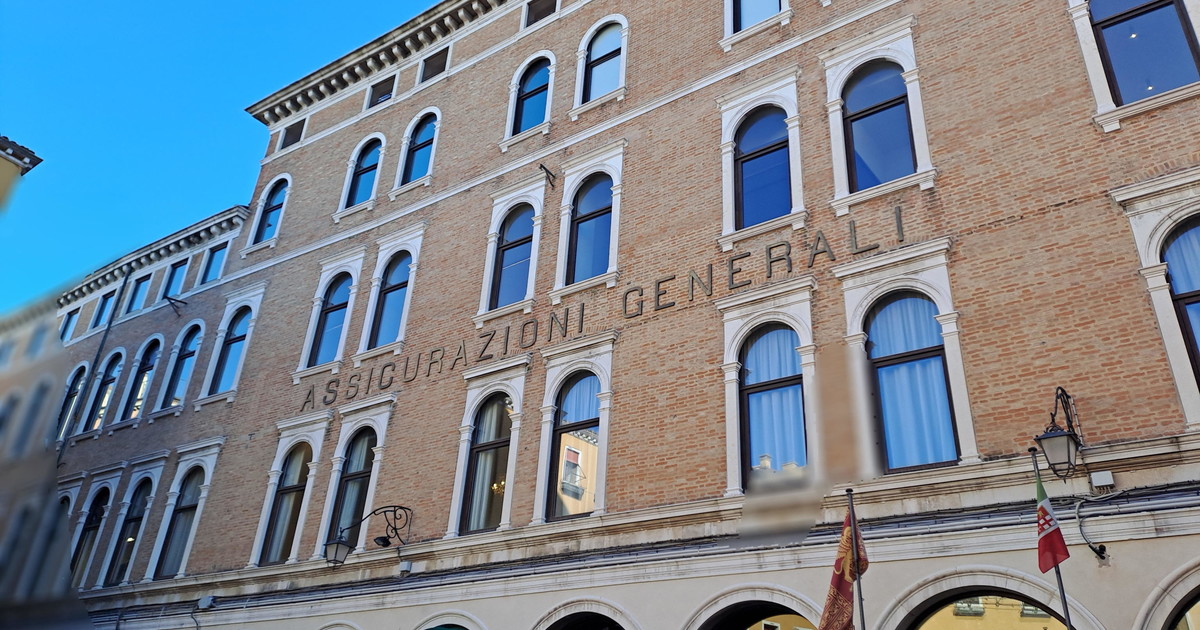 Mediobanca Attacca Banca Generali: Offerta di 6,3 Miliardi e Battaglia per il Futuro della Consulenza Finanziaria