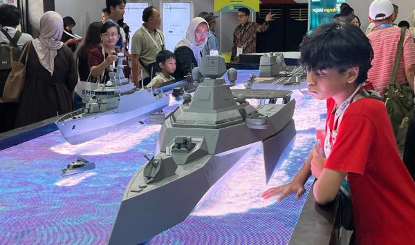 Indonesia Pamerkan Kekuatan Industri Pertahanan di Indo Defence 2024: Inovasi Lokal Menggemparkan!