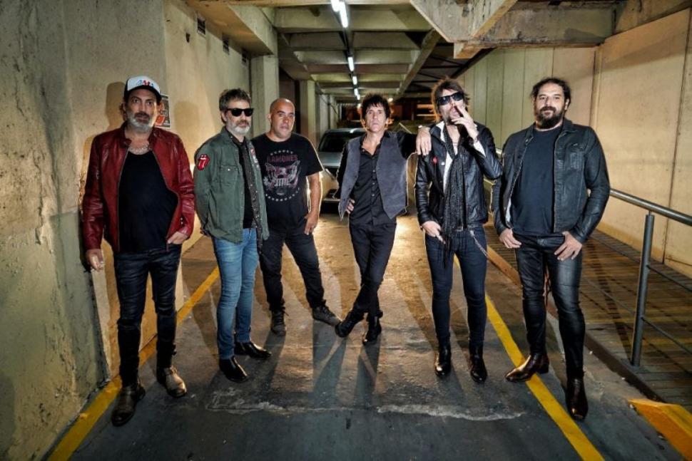 ¡Guasones Desata la Fiesta en el Palacio de los Deportes! Un Show Inolvidable por Más de 30 Años de Rock