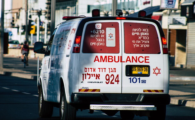 לב שבור: צעירה נהרגה בתאונת משאית בתל אביב - בן זוגה זיהה אותה בזירה המזעזעת