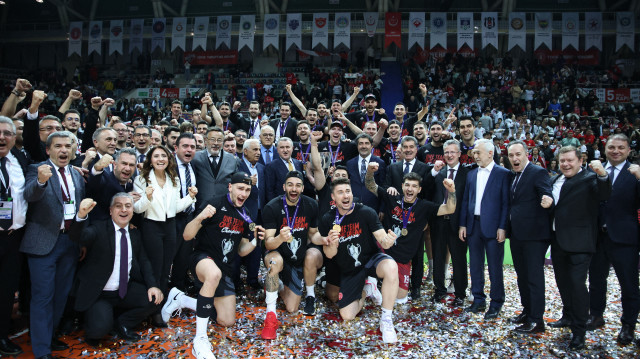 Ziraat Bankkart Avrupa'da Tarih Yazıyor: CEV Kupası'nda Büyük Başarı