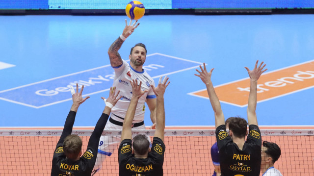 Voleybol Efeler Ligi'nde play-off 1-4 etabı başlıyor