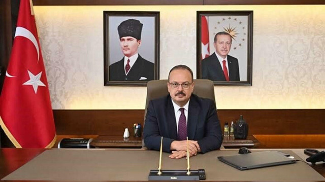 Kuşadası'nda Alarm! Kurallara Uymayan Eğlence Mekanı 3 Gün Kapandı - Gözaltına Alınma Tehlikesi!