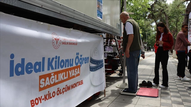 Sağlık Bakanlığı'nın 'İdeal Kilonu Öğren Sağlıklı Yaşa' kampanyası yaklaşık 7,7 milyon kişiye ulaştı