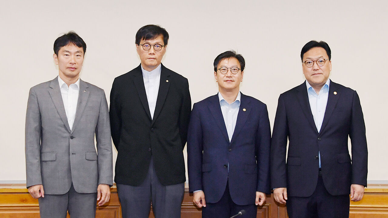 금융시장 안정이냐, 지방 DSR 완화냐? F4 회의, 핵심 쟁점 집중 논의