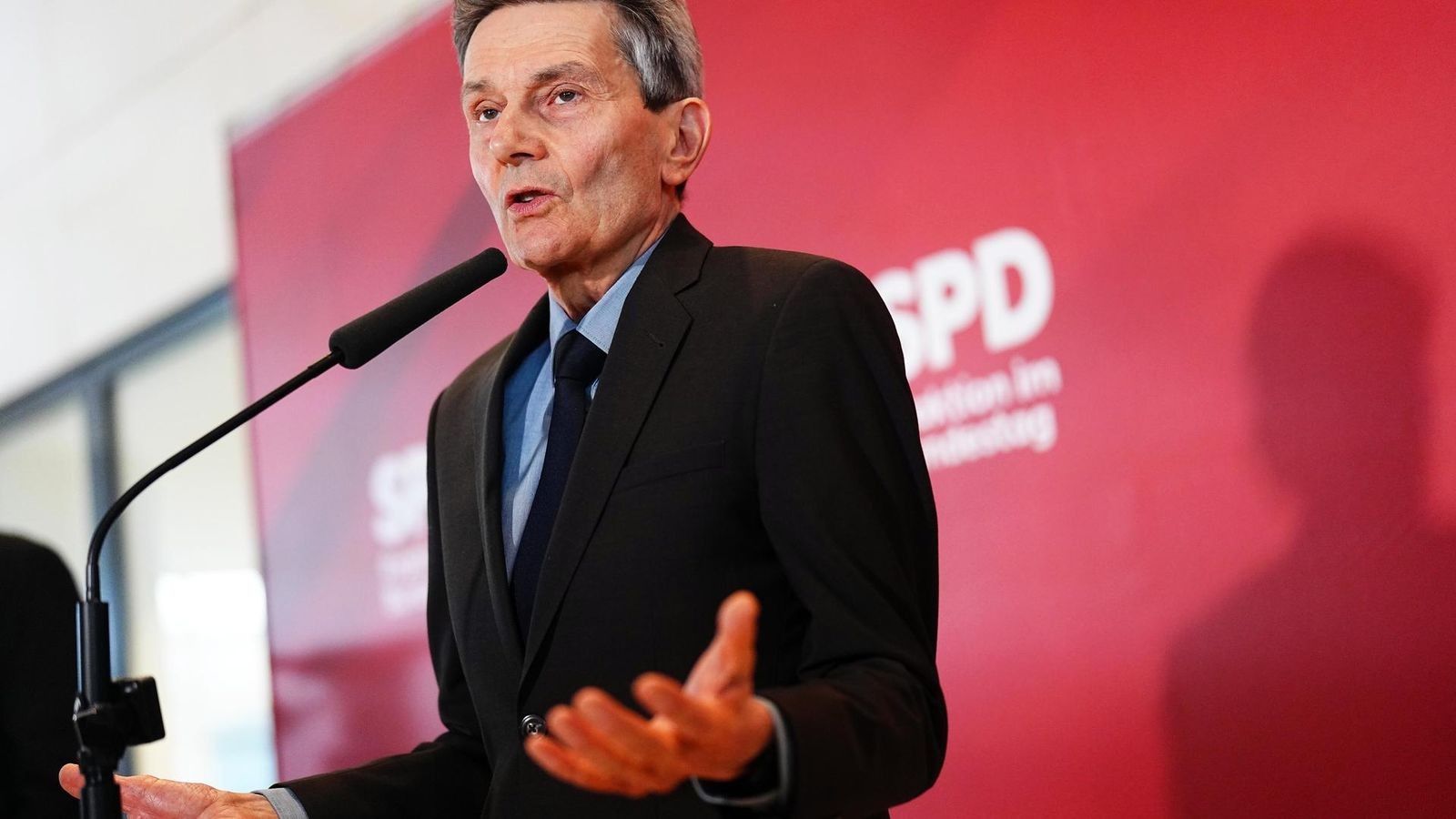 SPD-Streitgespräch: Neues Friedensmanifest spaltet die Sozialdemokraten – und sorgt für überraschende Zustimmung von der FDP