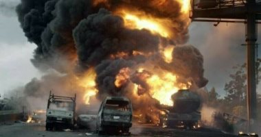انفجار ناقلة نفط في باكستان يودي بحياة شخص وإصابة 70 آخرين