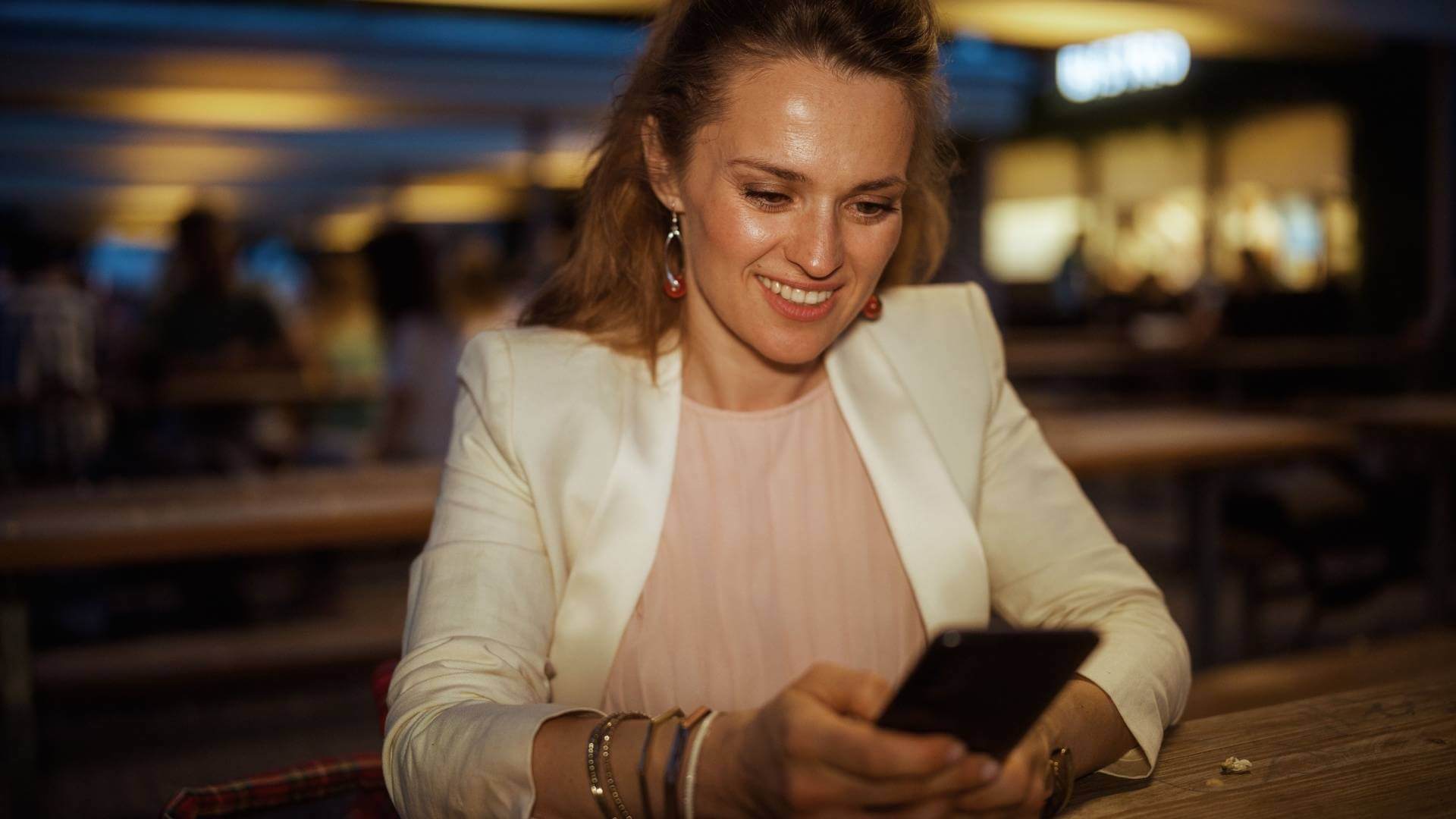 Rivoluzione nella Salute Mentale: Chatbot Terapeutici e Psicoterapia Tradizionale, un'Alleanza Vincente?
