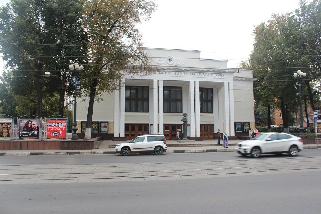 Нижний Новгород: Жители хотят новый оперный театр в центре, а не на Гребном канале