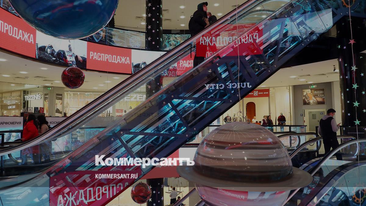 Почему посещаемость сибирских ТЦ снизилась на 5% в 2024 году