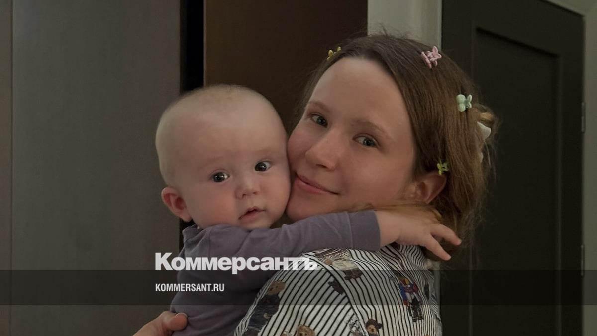 Звезды, родившие детей в 2024 году: фотогалерея знаменитых родителей