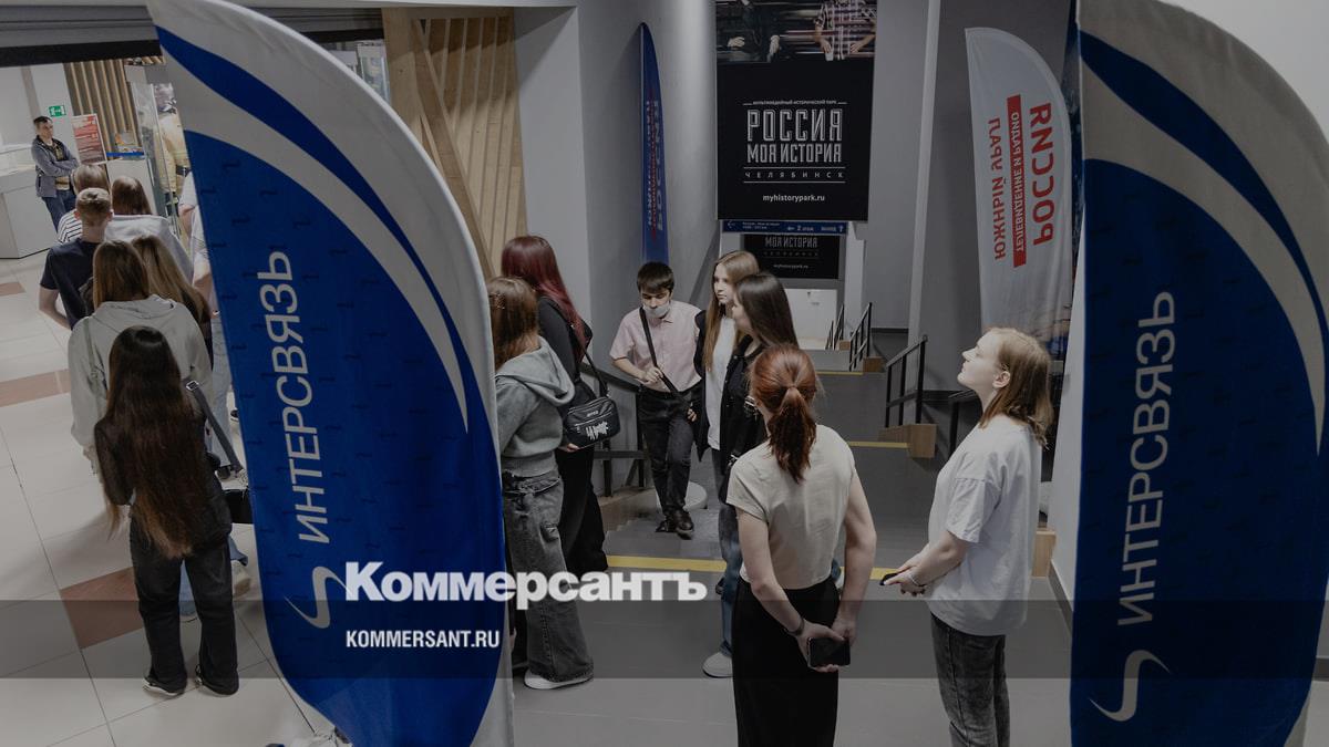 В Челябинске открылась выставка, посвященная героям-с救ателям