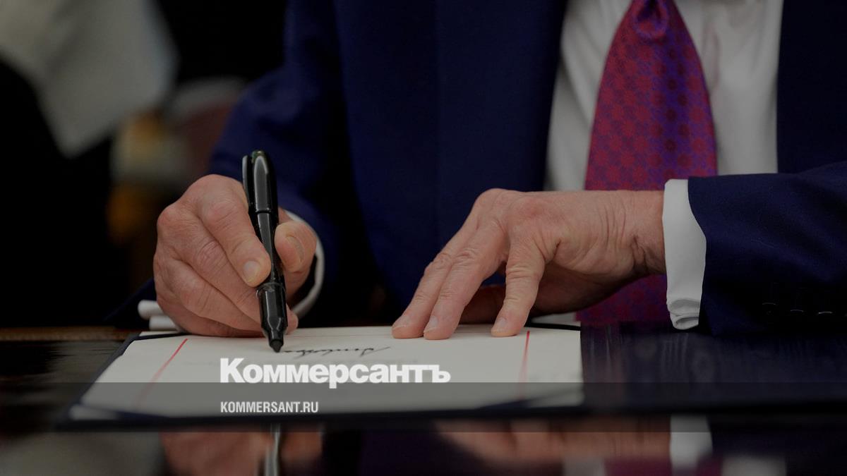 Трамп объявил войну дипфейкам: защита от порнографического шантажа стала законом!