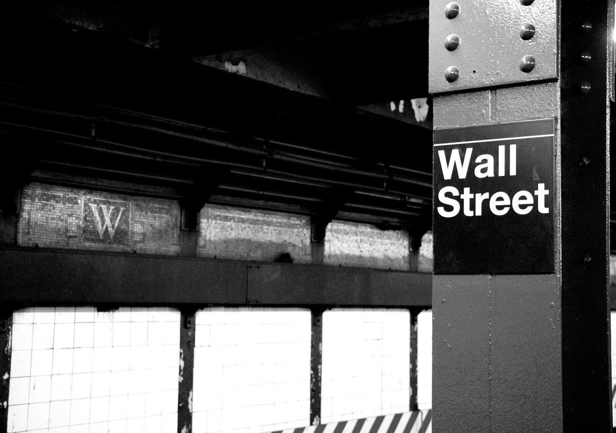 米金融システム、瀬戸際からの回避？ トランプ発言がもたらした緊急事態と今後のリスク