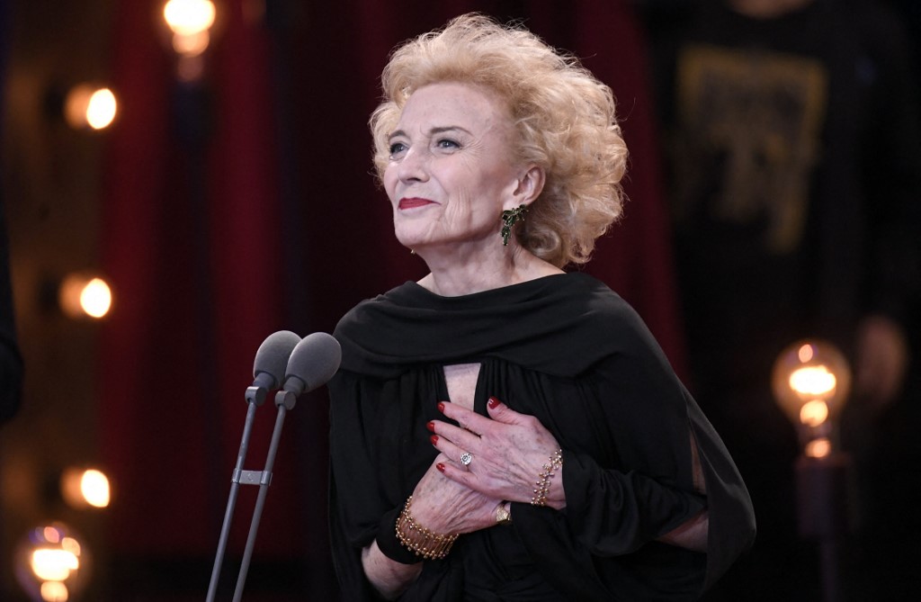 Luto no Cinema Espanhol: Marisa Paredes, Estrela dos Filmes de Almodóvar, Falece aos 78 Anos