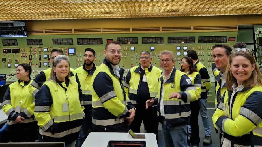 Descubren los beneficios de la tecnología nuclear: delegación salvadoreña visita España