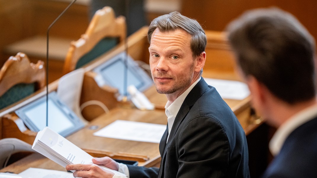 Vi bliver ikke friere, tryggere eller mere demokratiske, hvis vi overvåger alle danskere