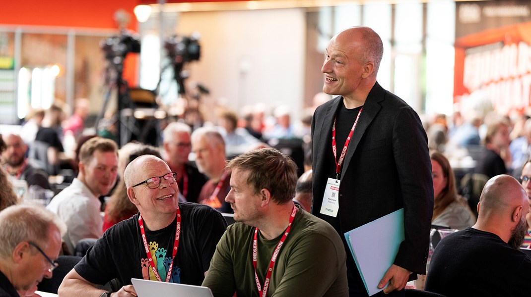 Enhedslisten Puster Liv i Kassen: Aftale Om Folketingslønninger Redder Økonomien