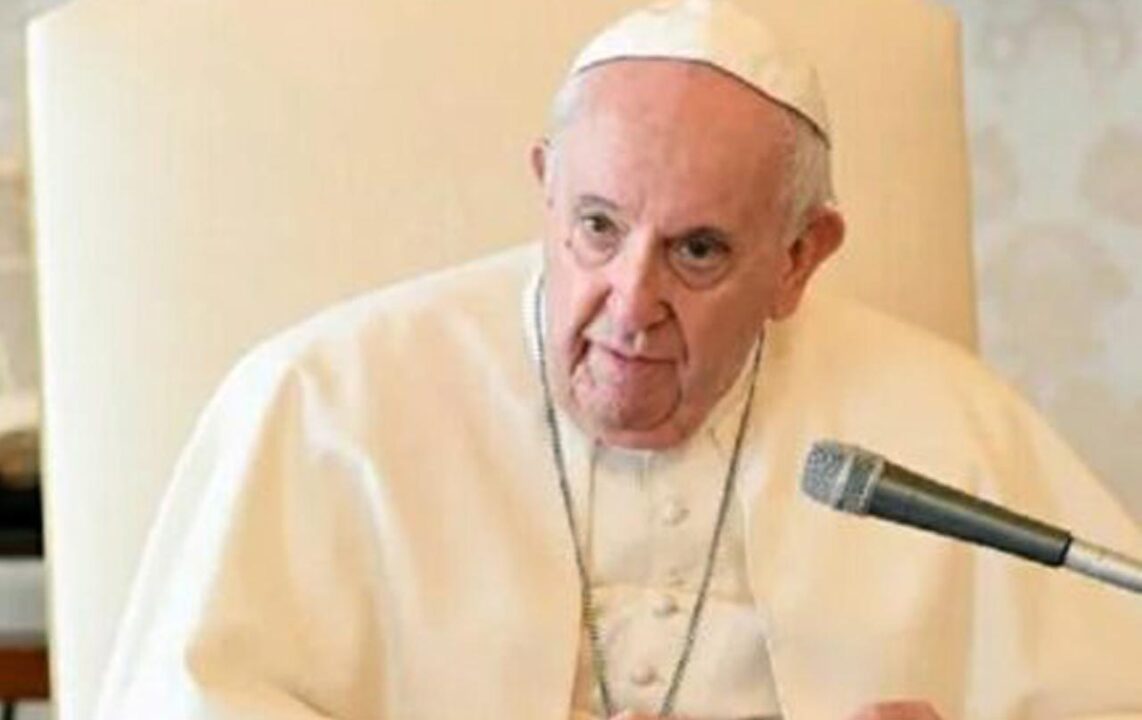 Pope Francis Spends a Peaceful Night at Gemelli Hospital