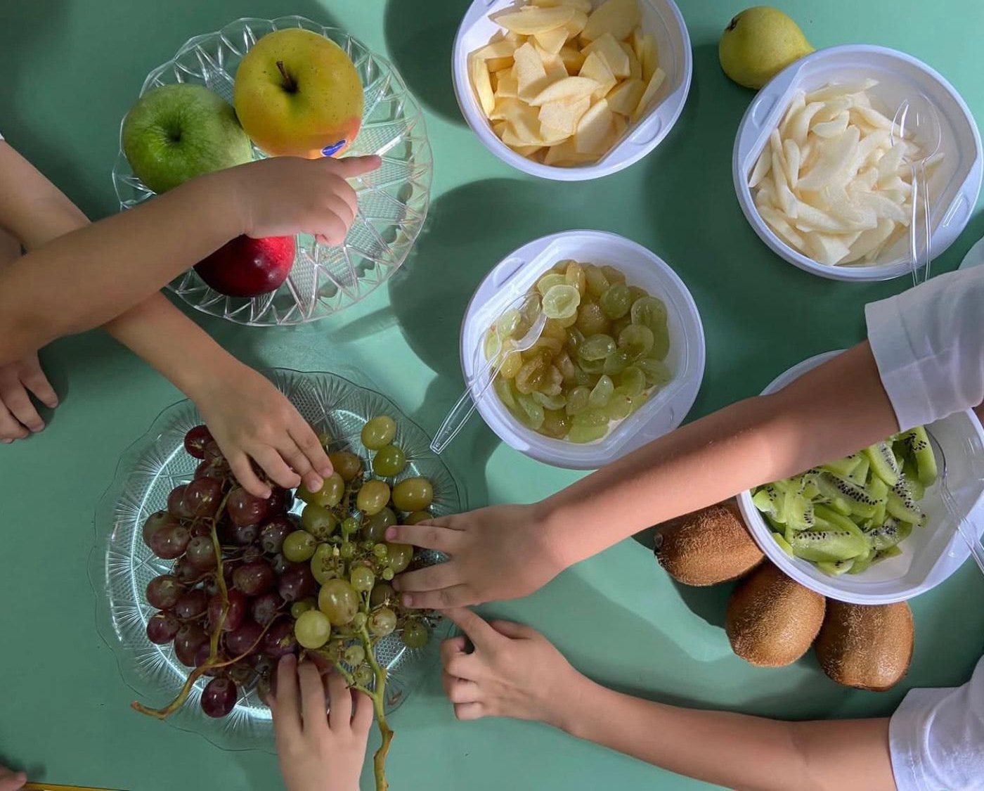 Combattere l'obesità infantile con lo stile di vita mediterraneo