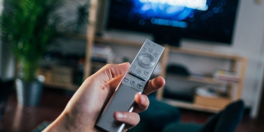 Entretenimento Dominante: 1 em Cada 3 Minutos de TV em Portugal é Dedicado ao Divertimento