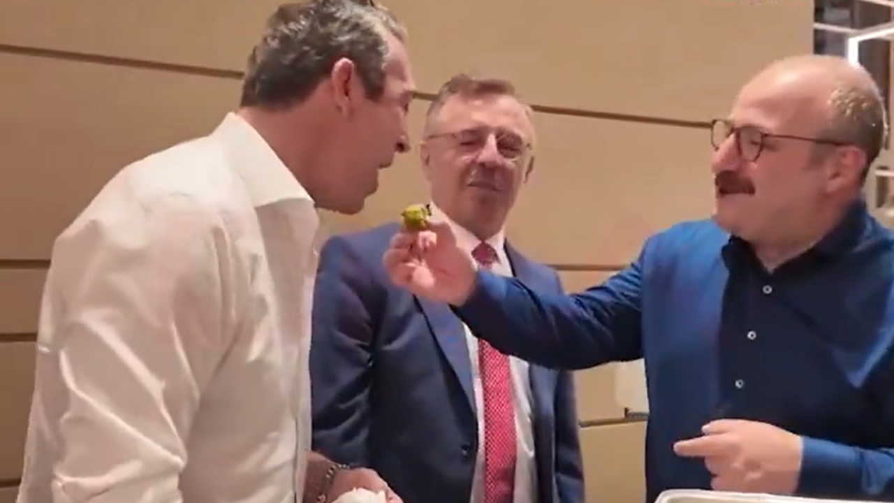 Ali Koç'tan BAE'de Tatlı Keyif: Varank'ın İkramı Göz Kamaştırdı!