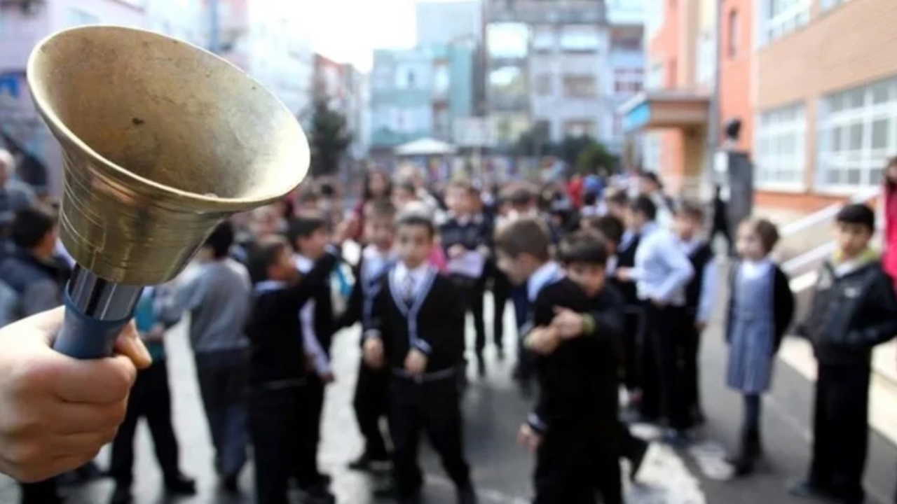 Milyonlarca Öğrenci İçin Yaz Tatili Başlıyor! 20 Haziran'da Okullar Kapanıyor