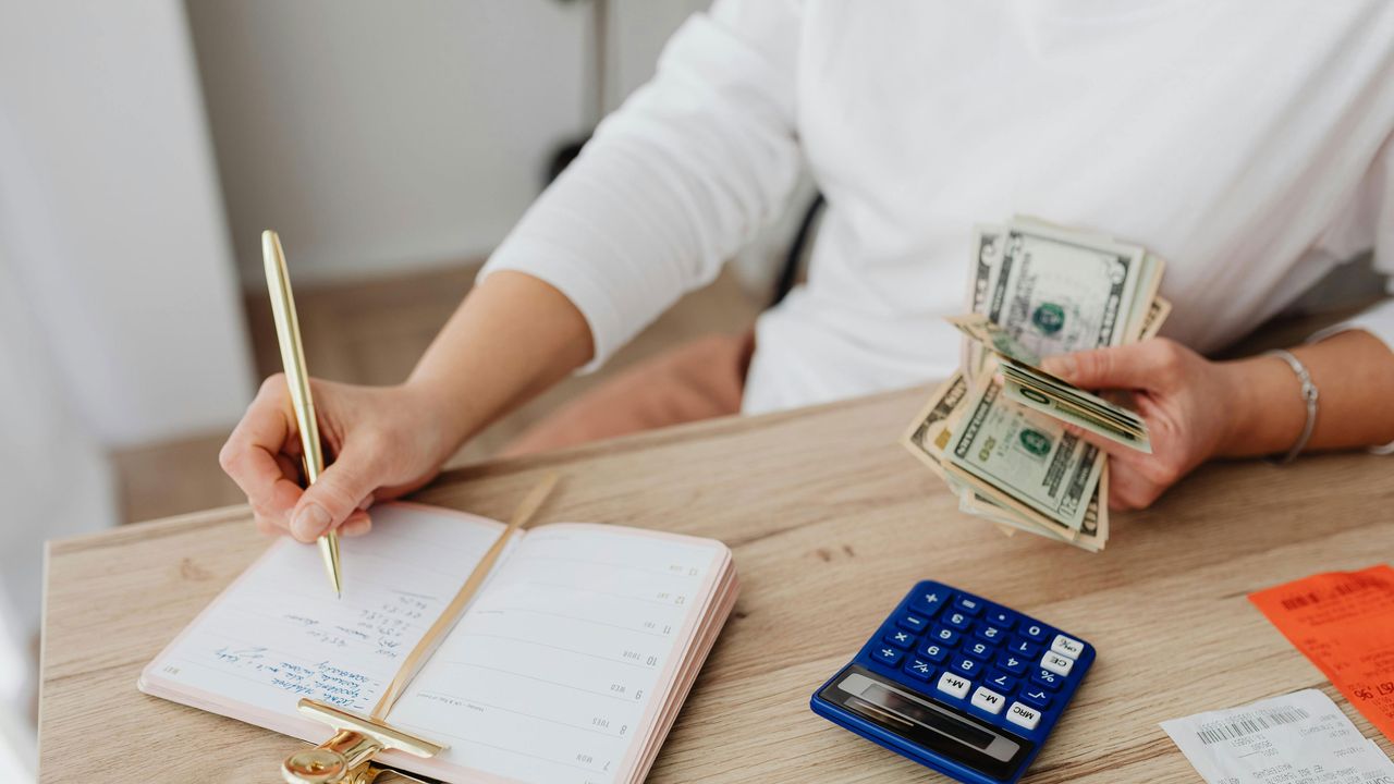 Secretos financieros de mujeres exitosas: cómo gestionar tus finanzas con éxito