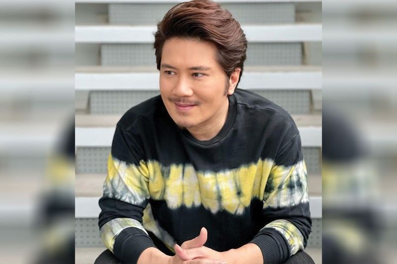Janno Gibbs to new singers: Be consistent and adaptable