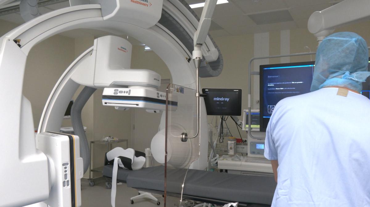 URGENCES MÉDICALES : Bordeaux à l'Avant-Garde avec une Salle de Radiologie Interventionnelle Intégrée pour les AVC et Hémorragies Graves