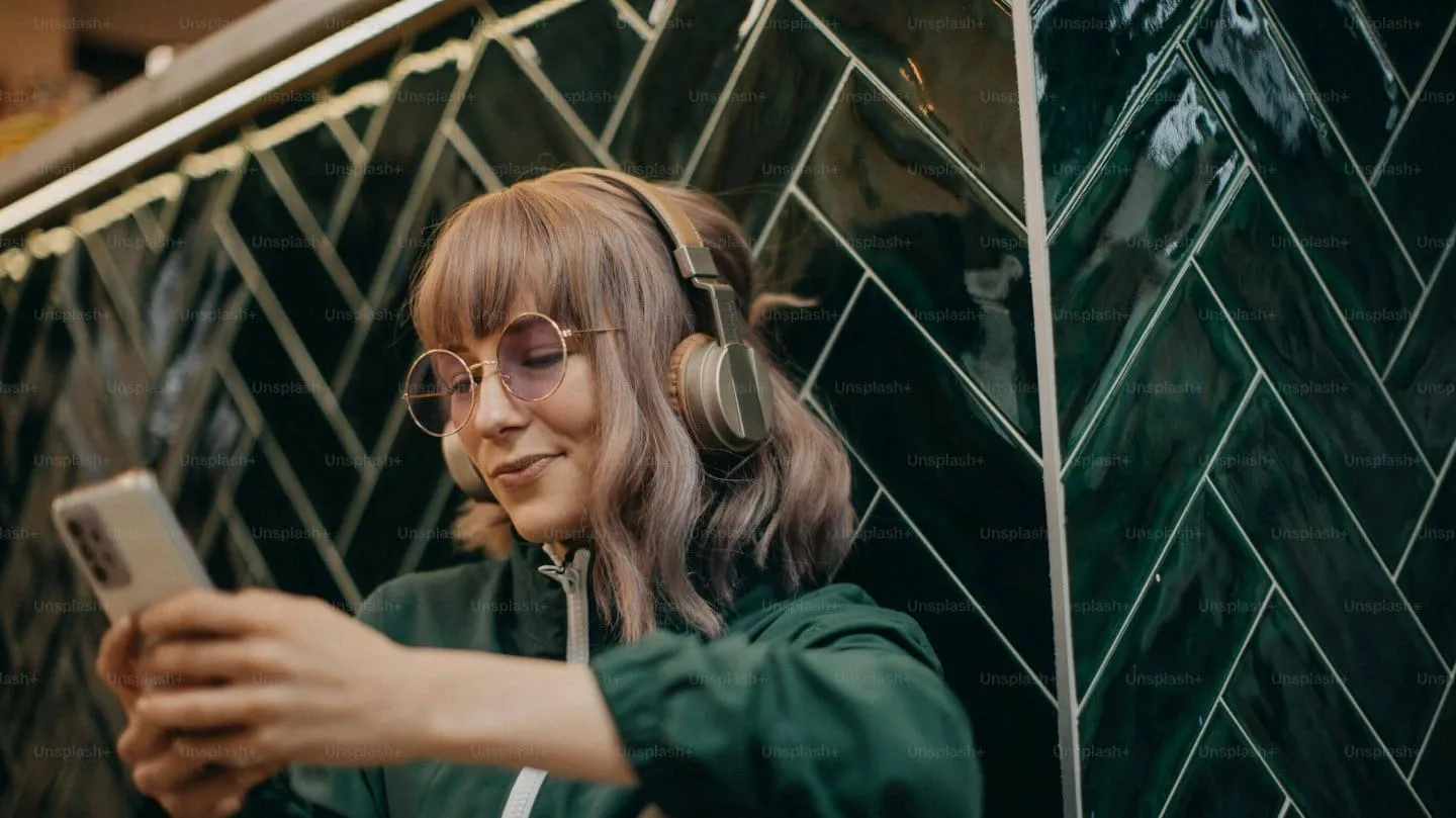 ¡Adiós a los auriculares! La revolución del sound beaming en 2025
