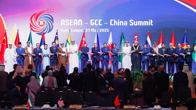 Thủ tướng đề xuất xây dựng mạng lưới kết nối tài chính ASEAN - GCC - Trung Quốc