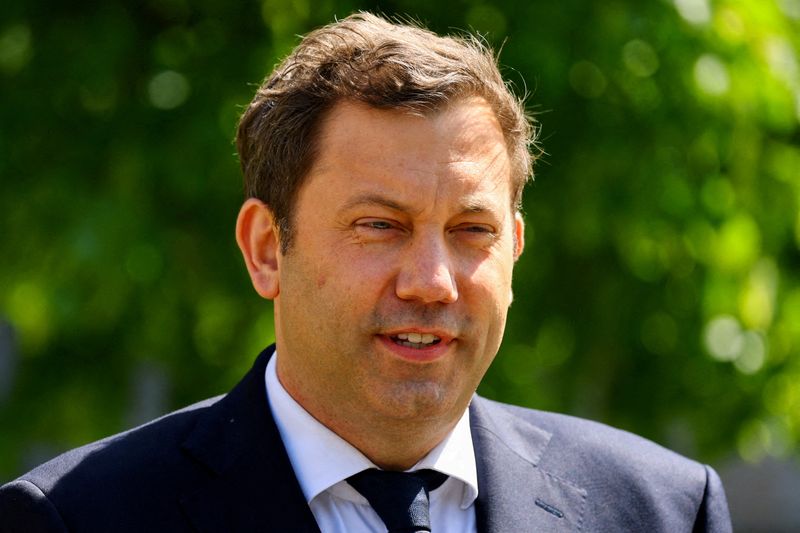 US Urgently Needs Tariff Resolution: German Finance Minister Warns of Renewed Trade Tensions